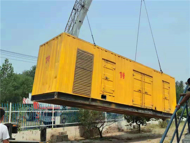 济宁300KW柴油发电机组油耗是多少？