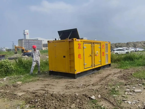 济宁200KW柴油发电机机组每小时的油耗量受哪些因素影响？